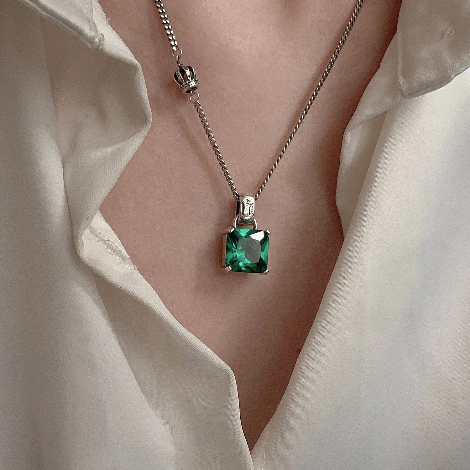 Elegant Silver Crystal Necklace