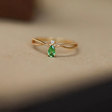 Isadora Verano Emerald Ring