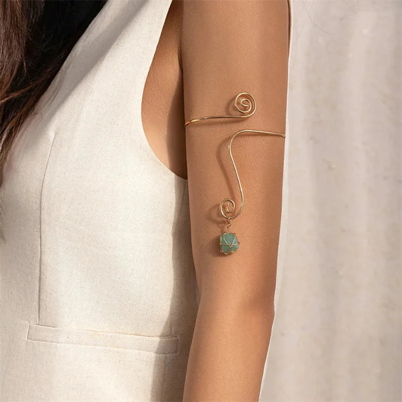 Amaris Odessa Cuff