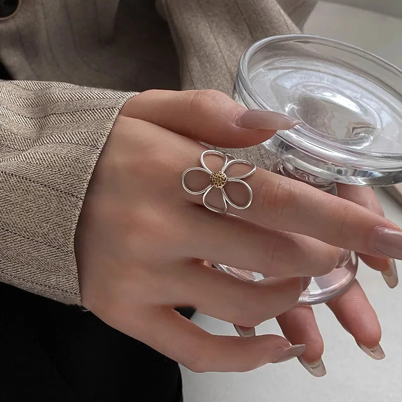 Solar Silver Petal Ring
