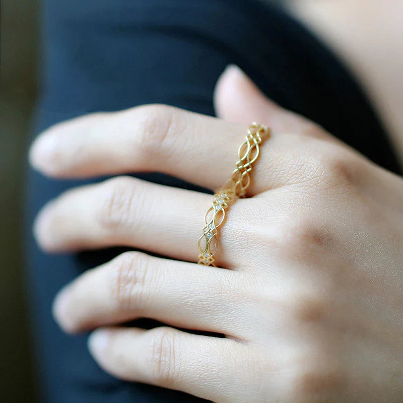 Daphne Oro Cage Ring