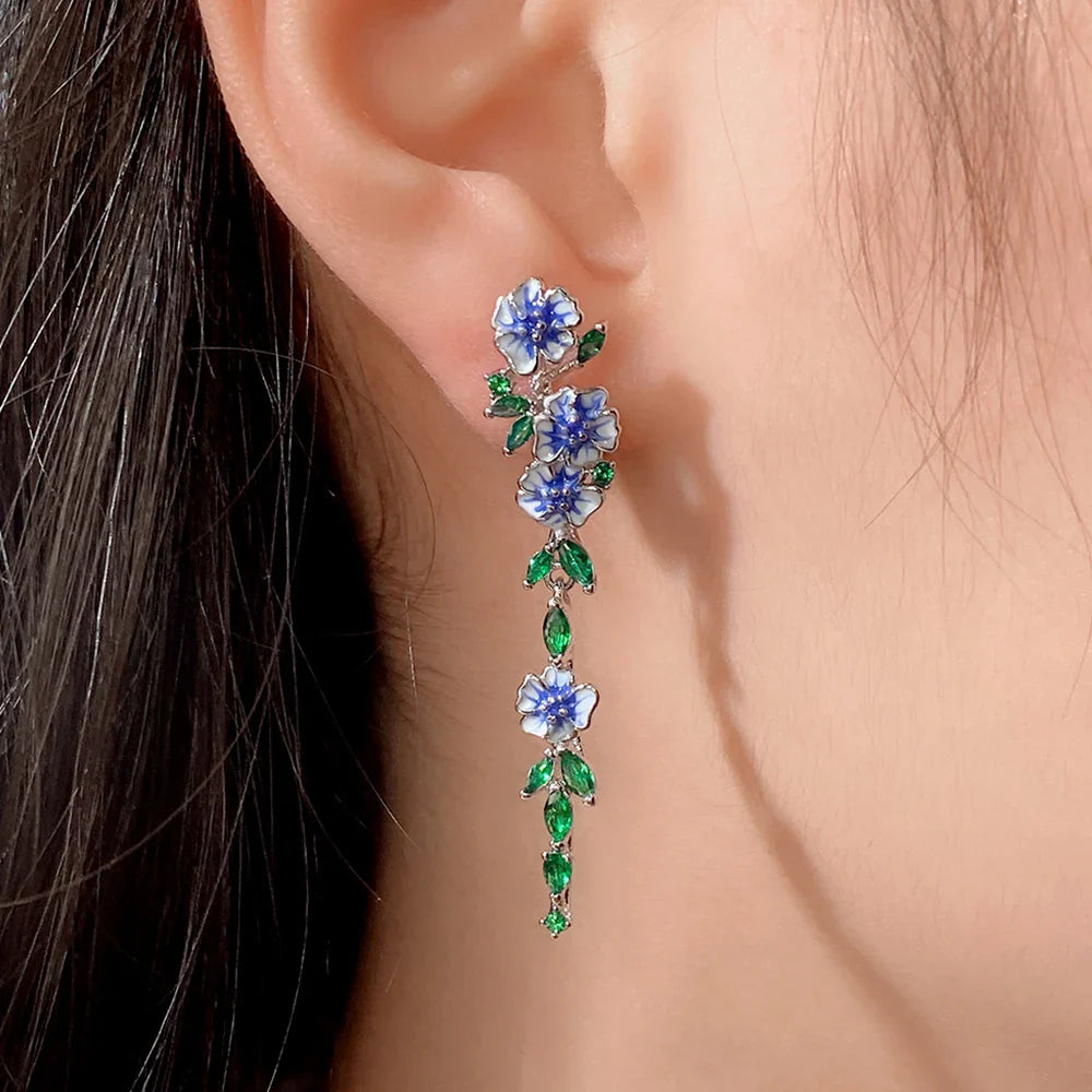 Velencia Trumpet Earrings