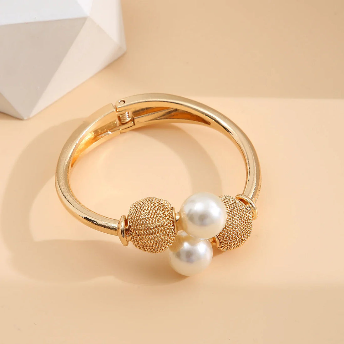 Pearl Sparkle Bracelet