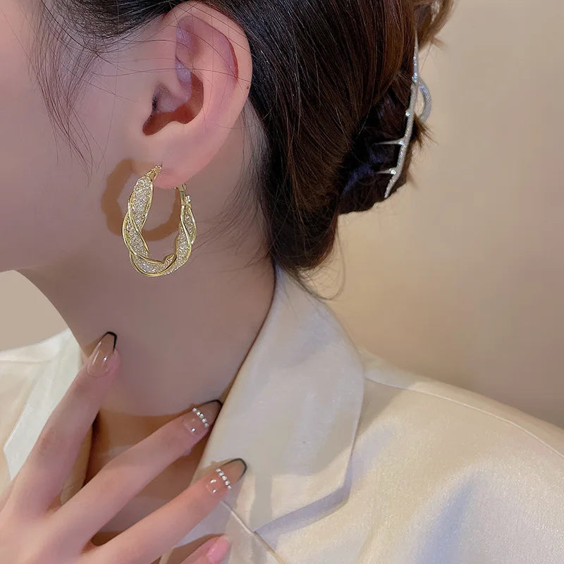 Boucles d'Oreilles Twist Élégantes