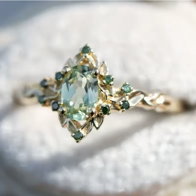 Eden Emerald Corona Ring