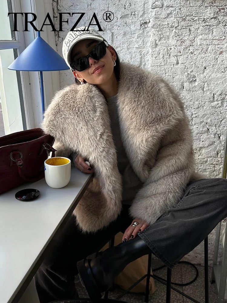 Chic Faux Fur Long Sleeve Jacket