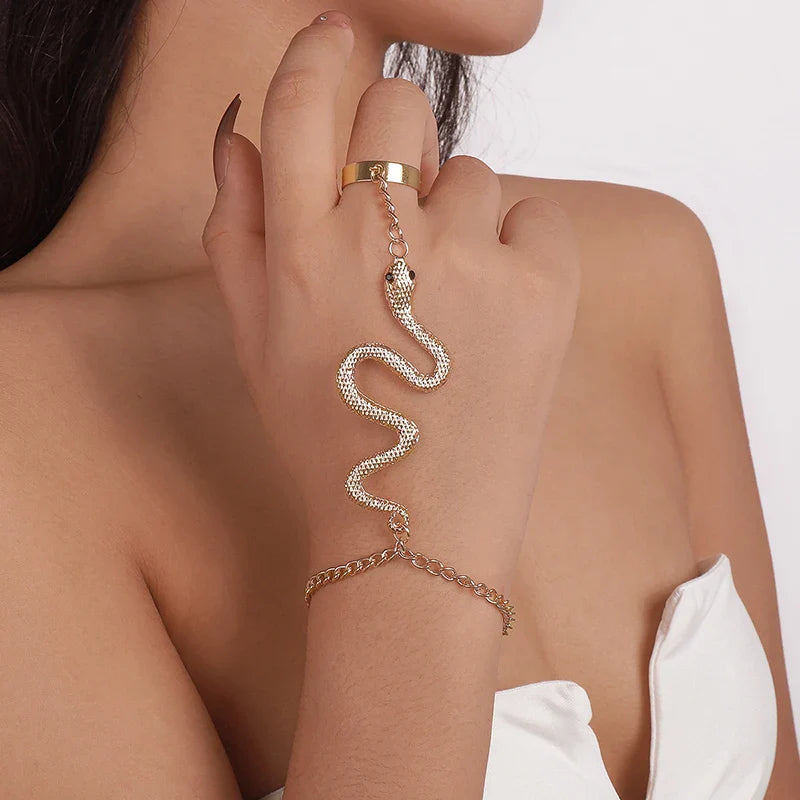 Chrome Fang Hand Chain