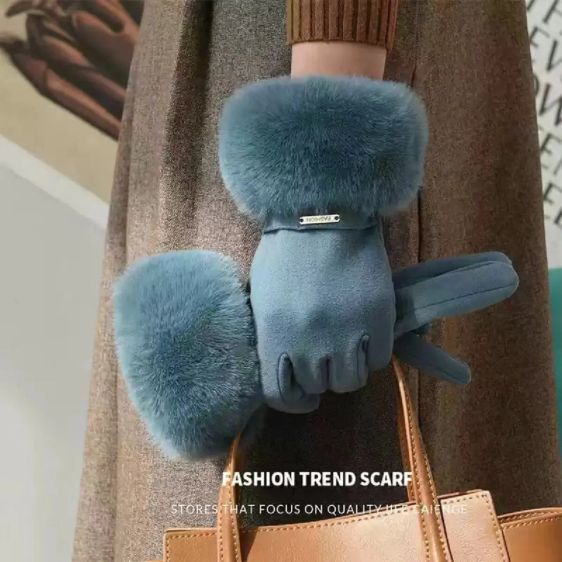 Loomora Velvet Touch Screen Gloves