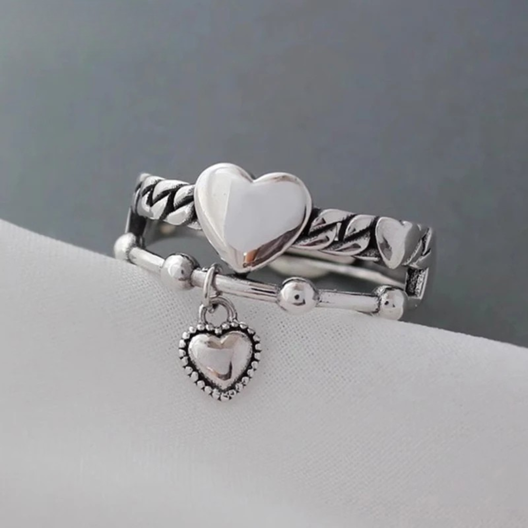 Castia Throne Silver Ring