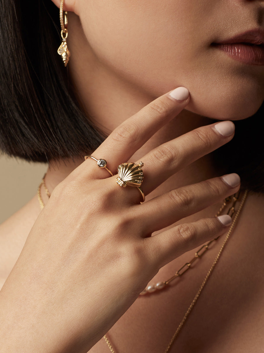 Amal Radiance Locket Ring