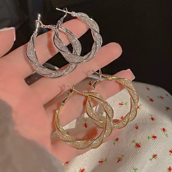 Boucles d'Oreilles Twist Élégantes